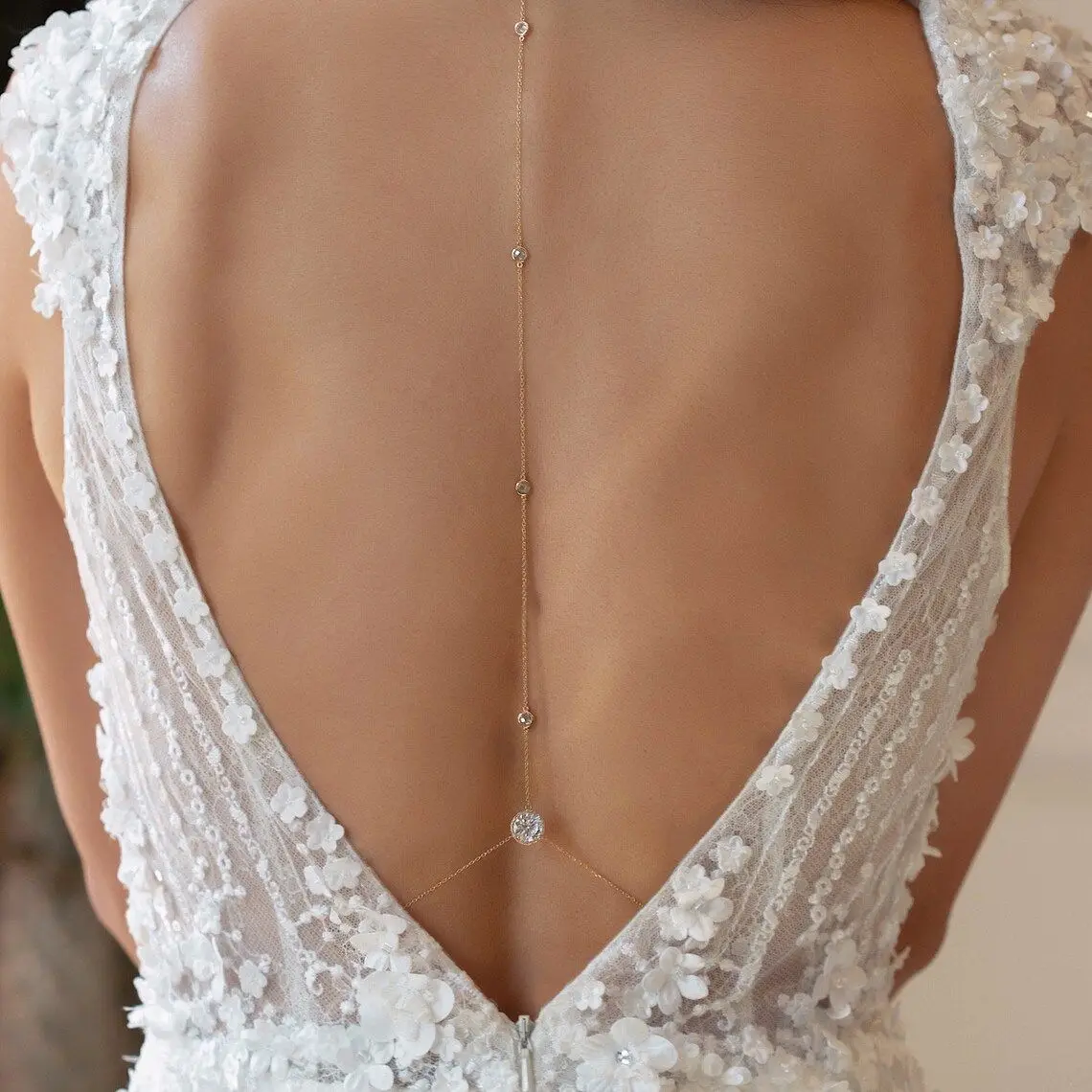 Body Jewelry For Backless Dress - Minimalistyczny, delikatny łańcuszek na plecy z